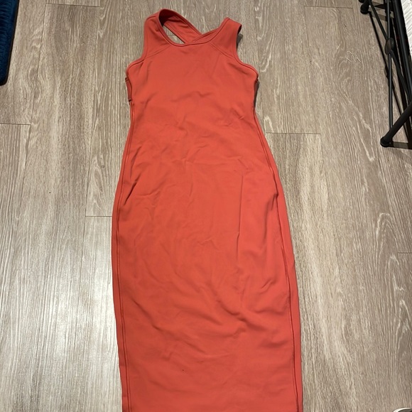 lululemon athletica Dresses & Skirts - Lululemon open back, body on dress